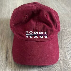 Tommy Jeans Burgundy Cap